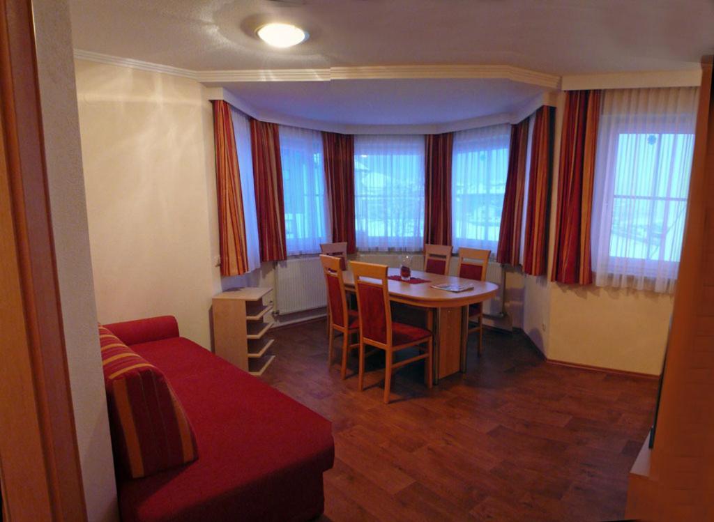Hotel Germania Ischgl Szoba fotó