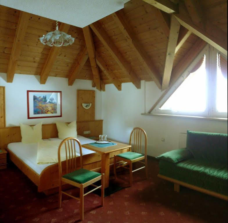 Hotel Germania Ischgl Kültér fotó