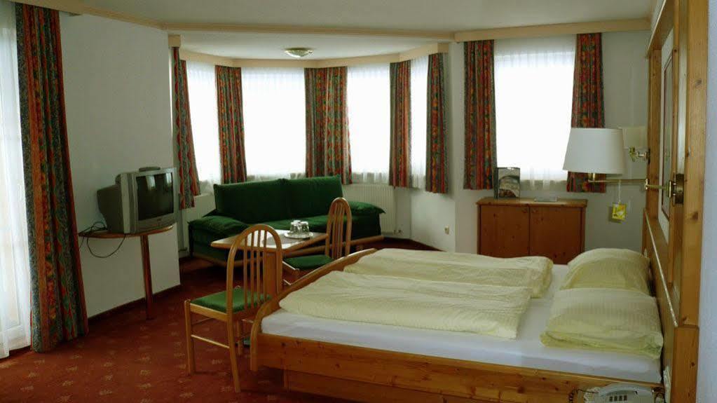Hotel Germania Ischgl Kültér fotó