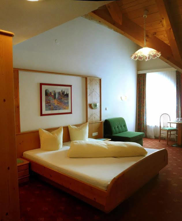 Hotel Germania Ischgl Kültér fotó