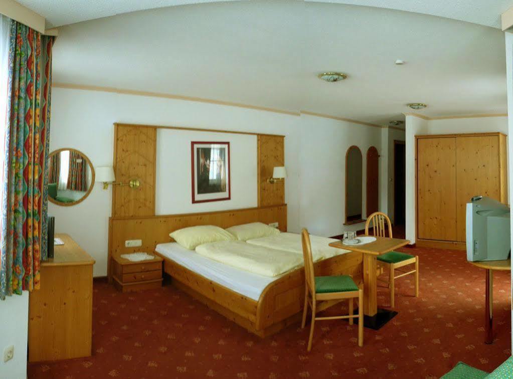 Hotel Germania Ischgl Kültér fotó